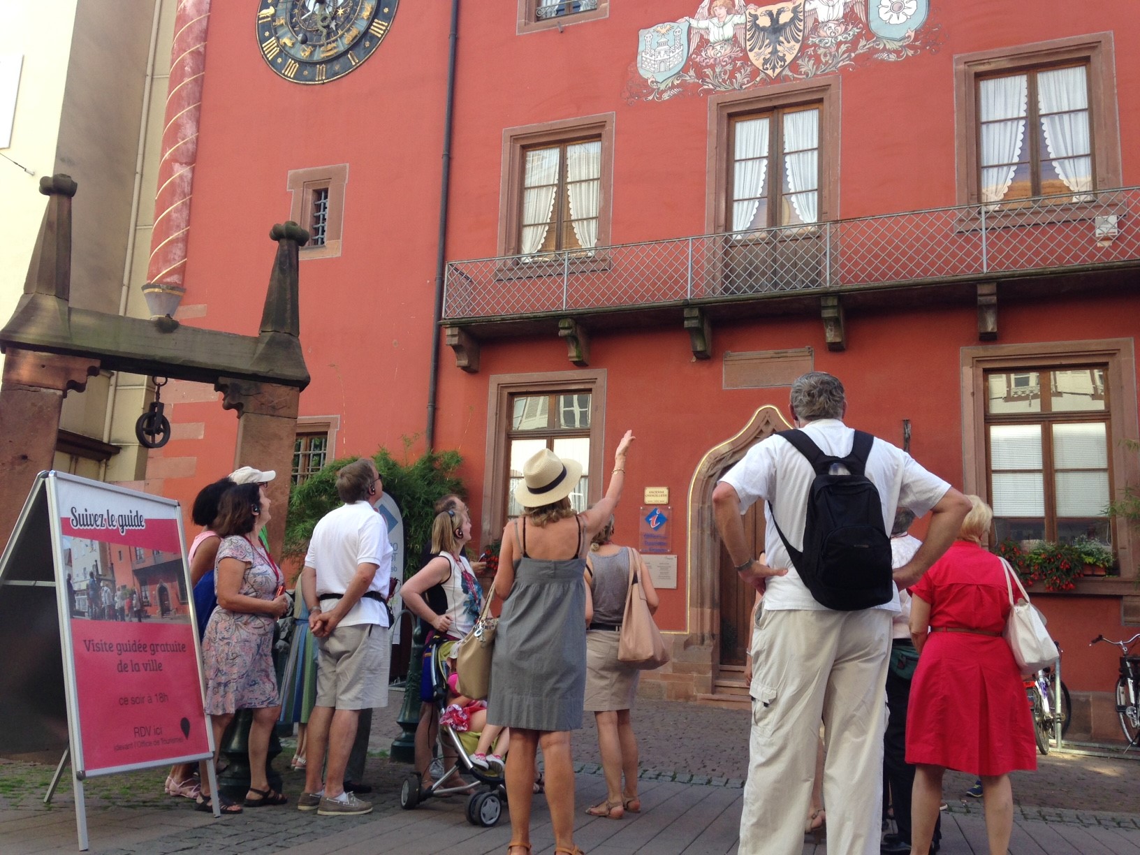 Commented walk