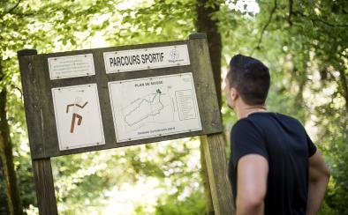 Jogger op het sportparcours in het Haguenau-bos © Cyrille Fleckinger