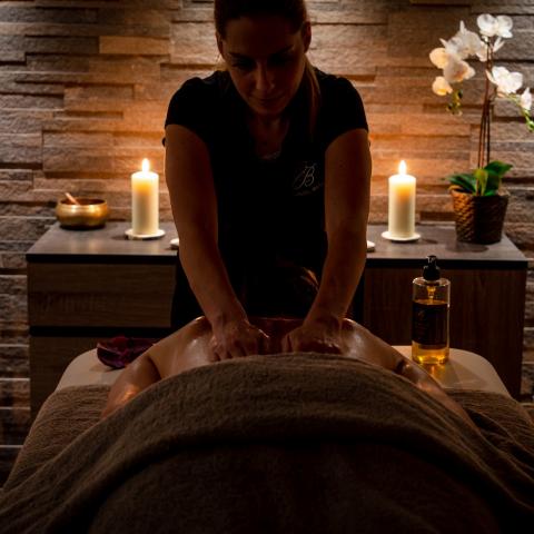 Spa-Massage © La Canopée Hôtel Europe