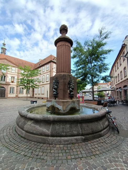 Fontaine aux dauphins